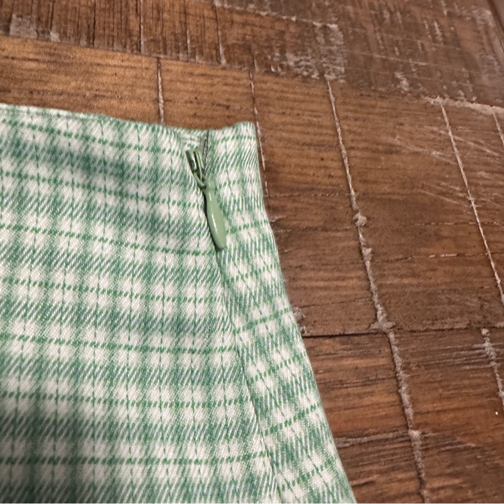 Hesperus XL Green and White Skirt Juniors 14 - Picture 5 of 9